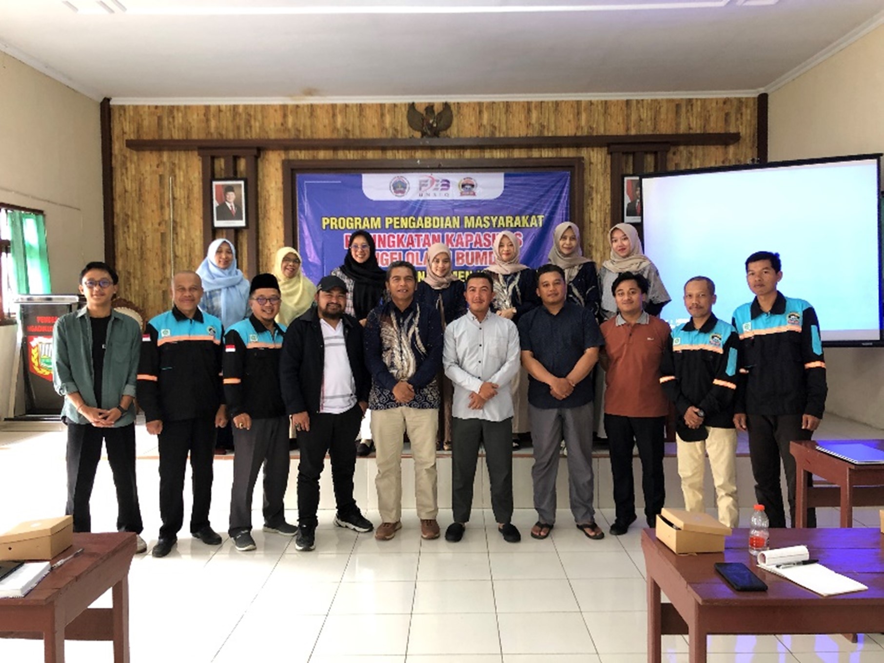 Peningkatan Kapasitas Pengelola BUMDes "Kusuma Jaya" Desa Ngadikusuman Melalui Pelatihan Manajemen Keuangan yang Akuntabel